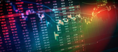 Спад нефтяных котировок дает шанс рублю продолжить снижение