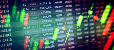 Падение нефти уронило рубль