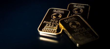Золото торгуется около 5-месячного минимума