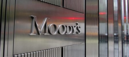 Moody's: Рынок акций может обвалиться на 20%