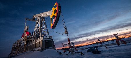 Добыча в России снижается. Почему нефть не растет?