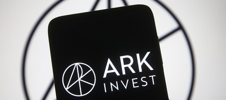 ARK Invest вложился в Robinhood и Coinbase