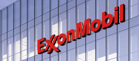 Акции ExxonMobil Corp торгуются на уровне 98.00